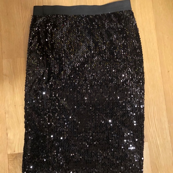 Party BLACK Sequin Skirt - Picture 4 of 4